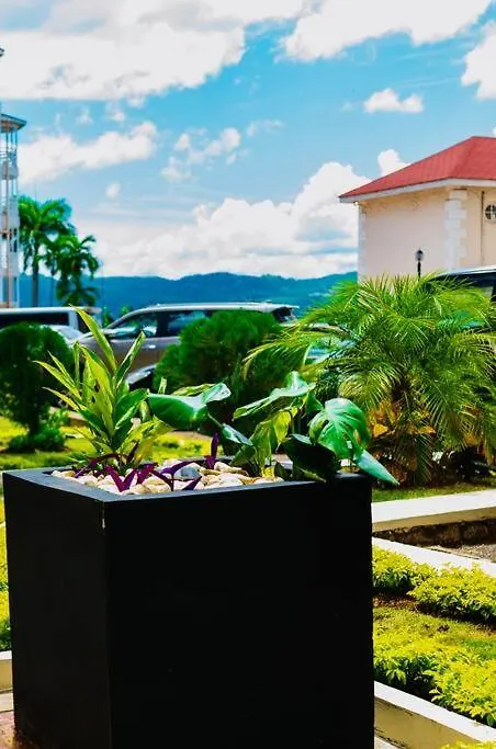 Apartment Falcon Islandview - Airport Pickup Available - 24Security Montego Bay Jamaica