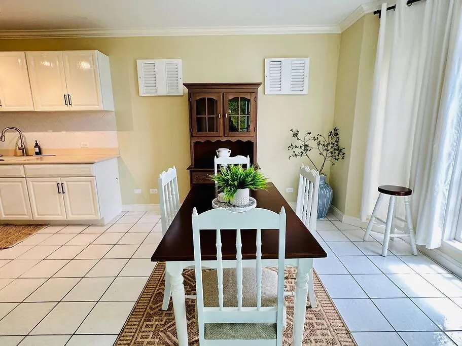 Apartment Falcon Islandview - Airport Pickup Available - 24Security Montego Bay Jamaica